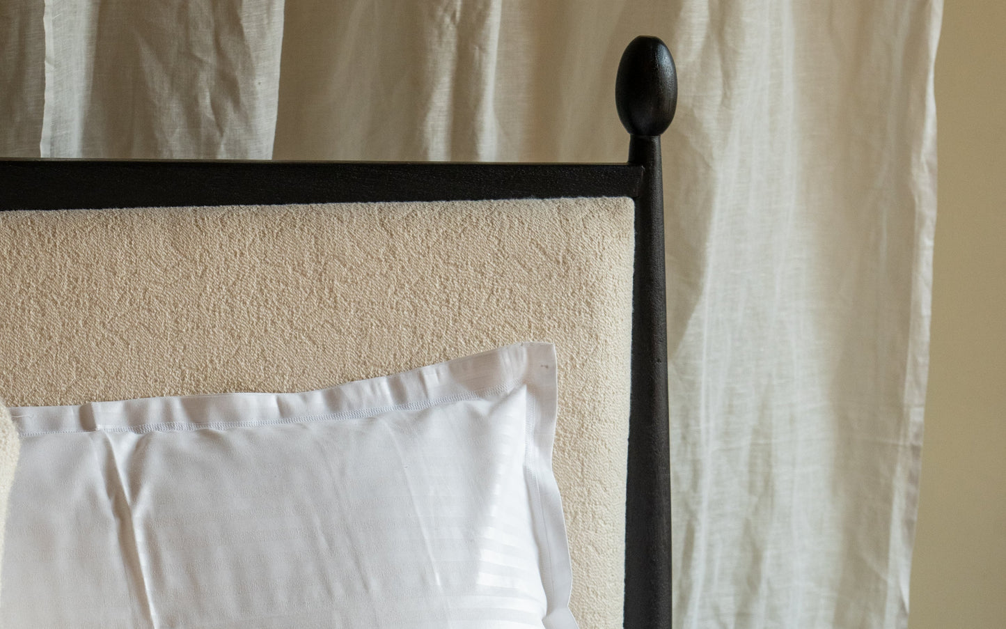 bed_archie_spindle_3