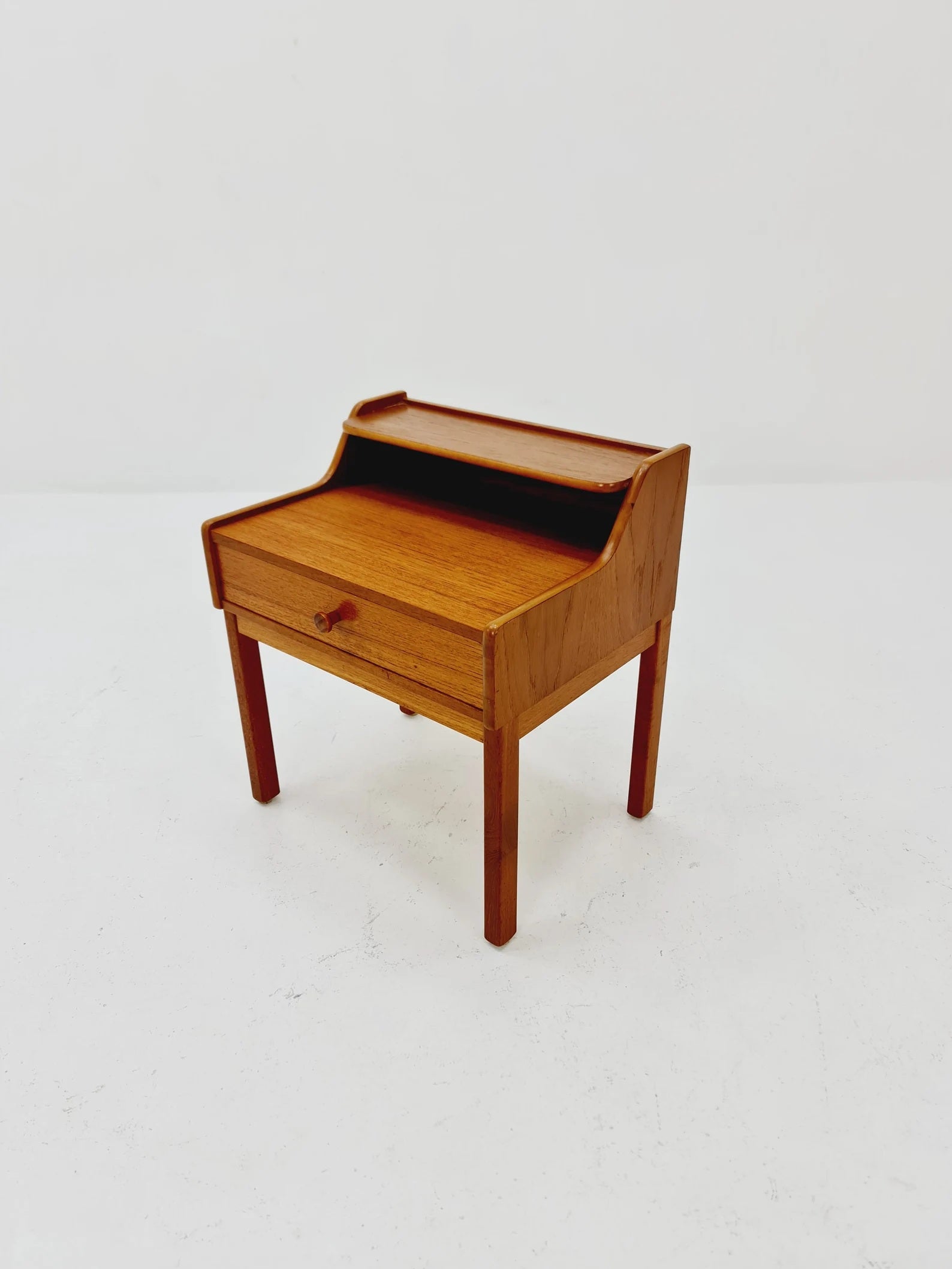 table_study_table_12_4